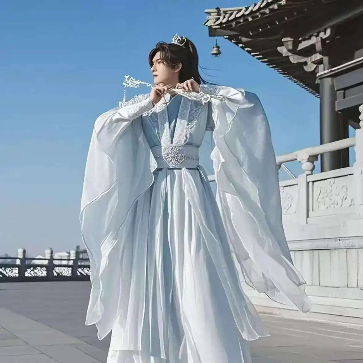 대형 3XL Hanfu 남자 중국어 수 놓은 흰색 코스 - Anime Cosplay In Chinese 리뷰 및 가격